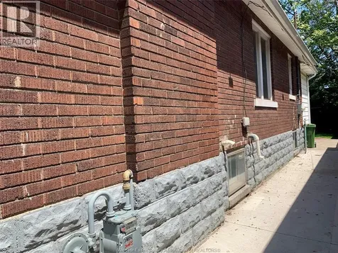 1204 Wigle Avenue Windsor ON N9C 3N1