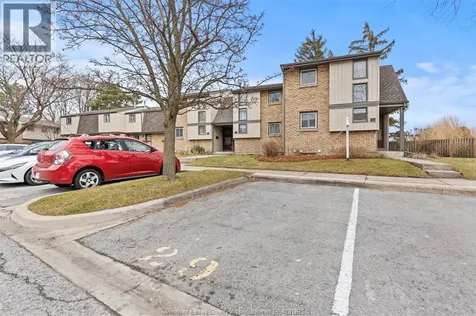 302 Vine Street St. Catharines ON L2M 7M6