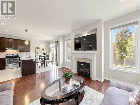 6 Lady Gwillim Avenue East Gwillimbury ON L9N 0A5
