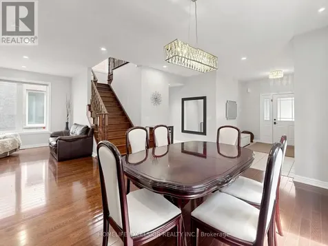 6 Lady Gwillim Avenue East Gwillimbury ON L9N 0A5