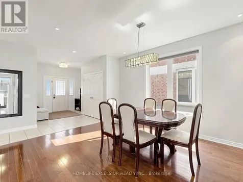 6 Lady Gwillim Avenue East Gwillimbury ON L9N 0A5