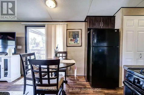 14 Kenora Trail Wasaga Beach ON L9Z 1X7