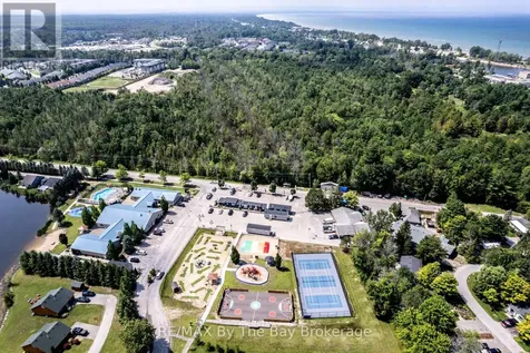 14 Kenora Trail Wasaga Beach ON L9Z 1X7