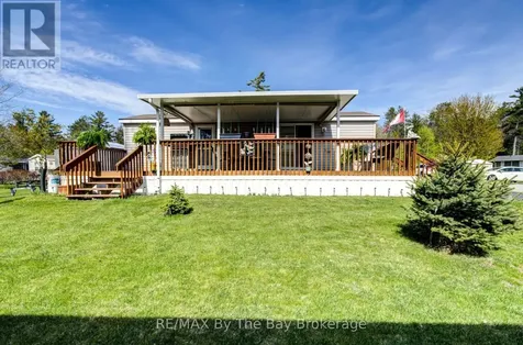 14 Kenora Trail Wasaga Beach ON L9Z 1X7
