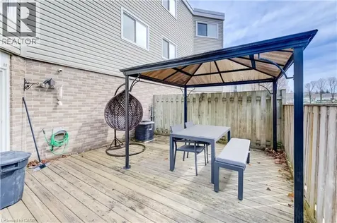 60 Elmsdale Drive Kitchener ON N2E 2G4