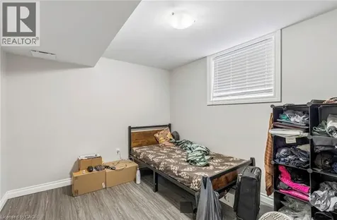 29 Heather Court Welland ON L3C 4P8