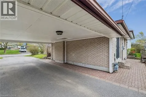 29 Heather Court Welland ON L3C 4P8