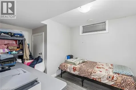 29 Heather Court Welland ON L3C 4P8
