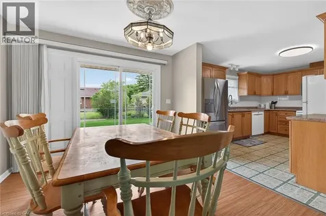 31 Larchwood Drive St. Catharines ON L2T 2H4