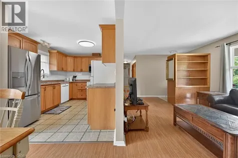 31 Larchwood Drive St. Catharines ON L2T 2H4