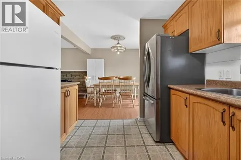 31 Larchwood Drive St. Catharines ON L2T 2H4