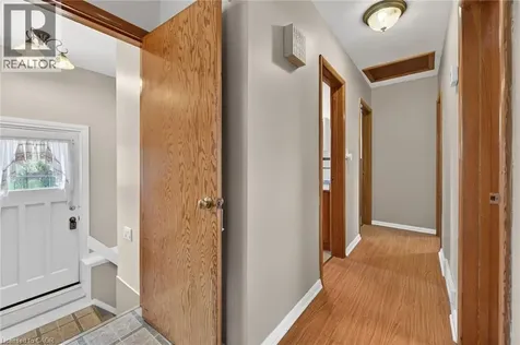 31 Larchwood Drive St. Catharines ON L2T 2H4