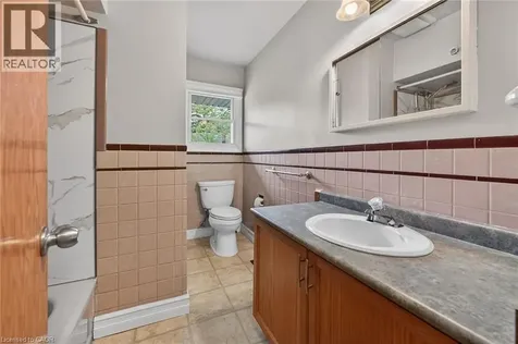 31 Larchwood Drive St. Catharines ON L2T 2H4