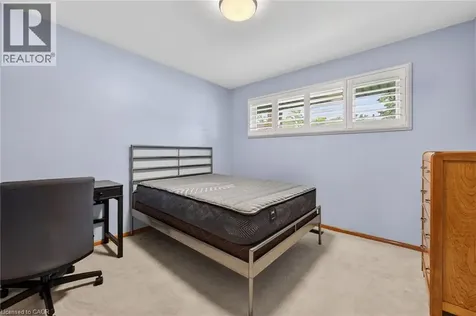 31 Larchwood Drive St. Catharines ON L2T 2H4