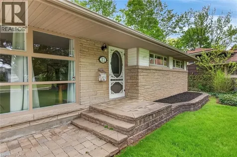 31 Larchwood Drive St. Catharines ON L2T 2H4