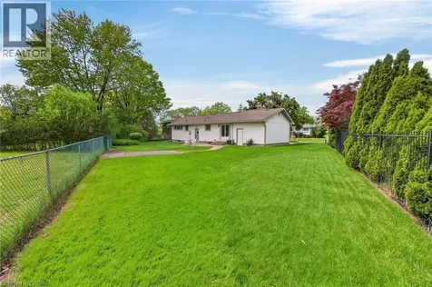 31 Larchwood Drive St. Catharines ON L2T 2H4