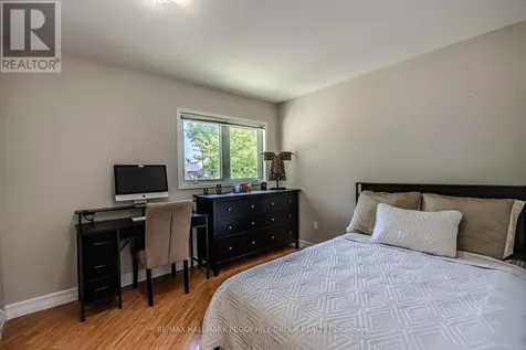 2582 Leonard Street Innisfil ON L9S 3T9