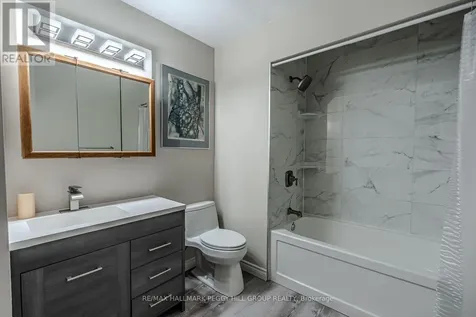 2582 Leonard Street Innisfil ON L9S 3T9