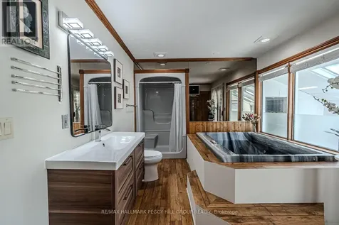 2582 Leonard Street Innisfil ON L9S 3T9