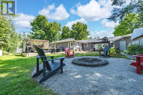 2582 Leonard Street Innisfil ON L9S 3T9