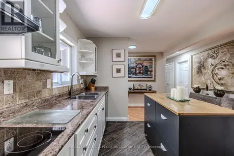 2582 Leonard Street Innisfil ON L9S 3T9