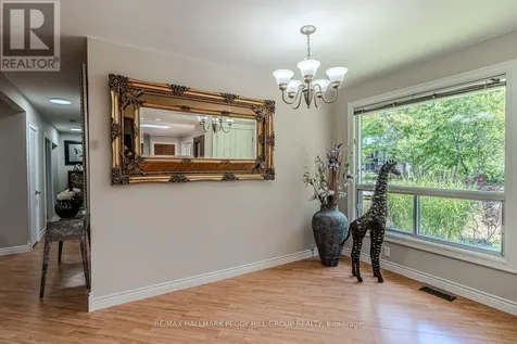 2582 Leonard Street Innisfil ON L9S 3T9