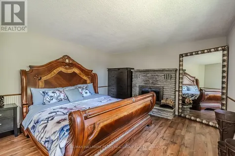 2582 Leonard Street Innisfil ON L9S 3T9