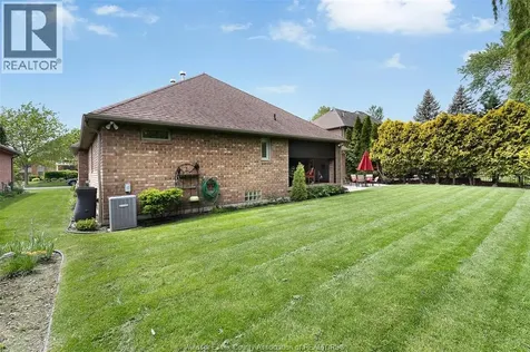 1006 Chelsea Park Way Lakeshore ON N0R 1A0