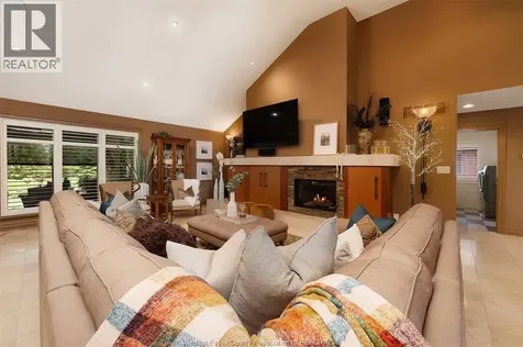 1006 Chelsea Park Way Lakeshore ON N0R 1A0