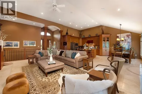 1006 Chelsea Park Way Lakeshore ON N0R 1A0