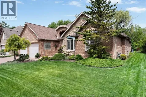 1006 Chelsea Park Way Lakeshore ON N0R 1A0