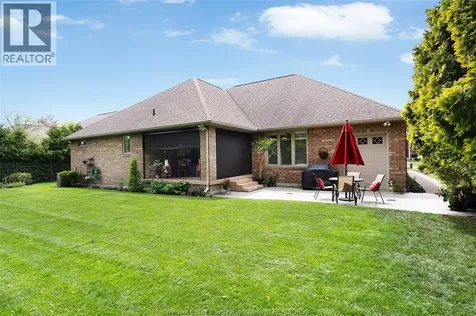 1006 Chelsea Park Way Lakeshore ON N0R 1A0