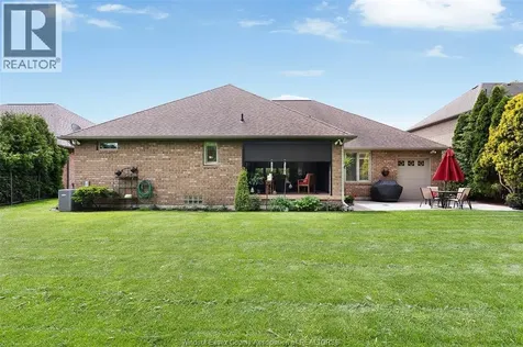 1006 Chelsea Park Way Lakeshore ON N0R 1A0