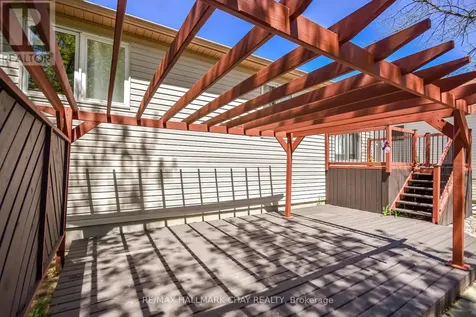31 Princess Point Drive Wasaga Beach ON L9Z 3C2