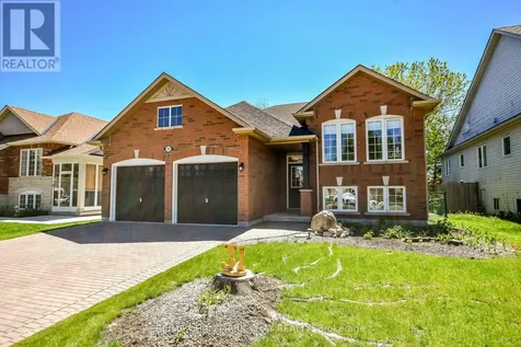 31 Princess Point Drive Wasaga Beach ON L9Z 3C2