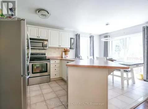 31 Princess Point Drive Wasaga Beach ON L9Z 3C2