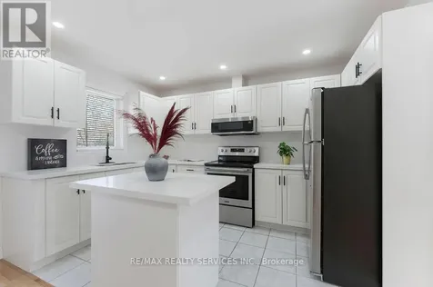 254 Old Mosley Street Wasaga Beach ON L9Z 2H8
