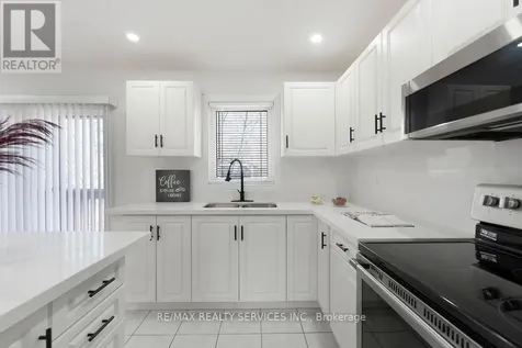 254 Old Mosley Street Wasaga Beach ON L9Z 2H8