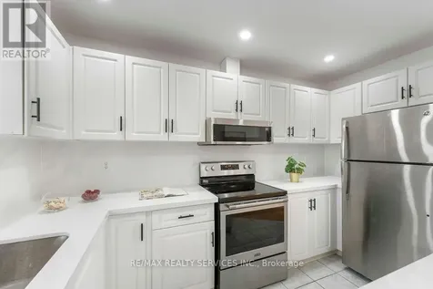 254 Old Mosley Street Wasaga Beach ON L9Z 2H8
