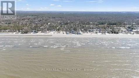 254 Old Mosley Street Wasaga Beach ON L9Z 2H8