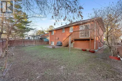 254 Old Mosley Street Wasaga Beach ON L9Z 2H8