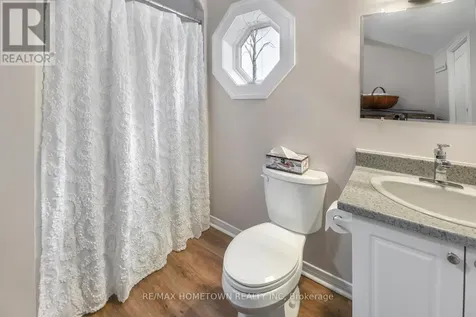 20 Hartley Street Brockville ON K6V 3N3