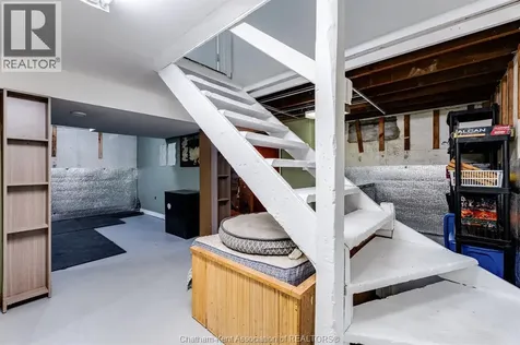 53 Sunnyside Avenue Chatham ON N7M 1Z8