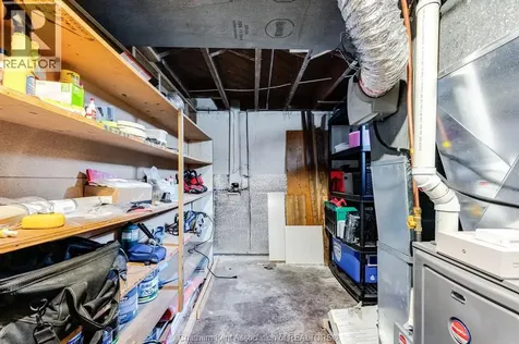 53 Sunnyside Avenue Chatham ON N7M 1Z8