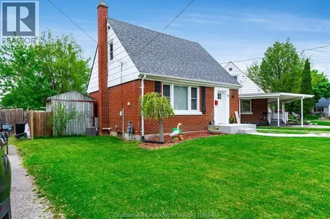 53 Sunnyside Avenue Chatham ON N7M 1Z8