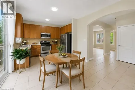 148 Montreal Circle Stoney Creek ON L8E 0C8