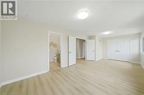 148 Montreal Circle Stoney Creek ON L8E 0C8