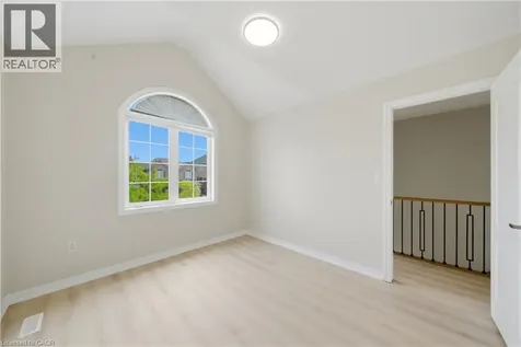 148 Montreal Circle Stoney Creek ON L8E 0C8