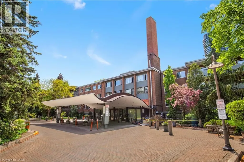 21 Dale Avenue Toronto ON M4W 1K3
