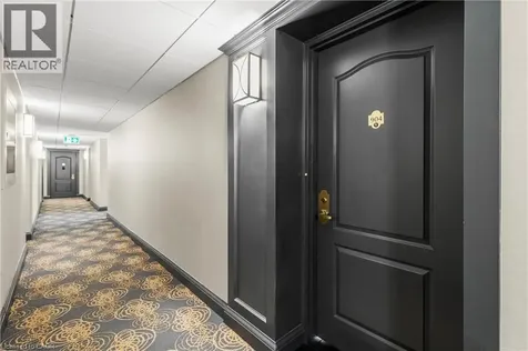 21 Dale Avenue Toronto ON M4W 1K3